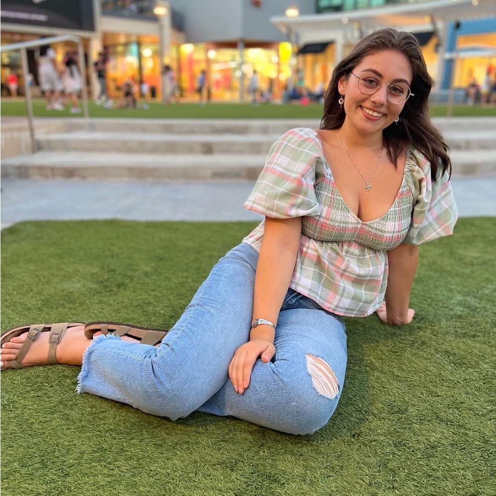 Meet your Posher, Bailey